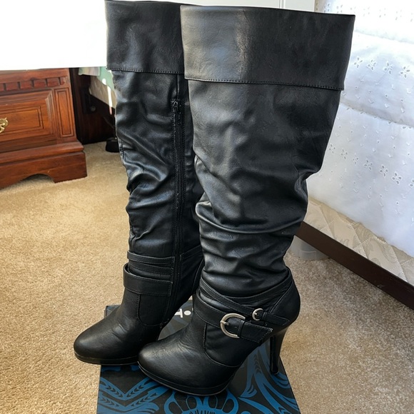 Y-not? Knee high, black, size 7 1/2 - Picture 3 of 10